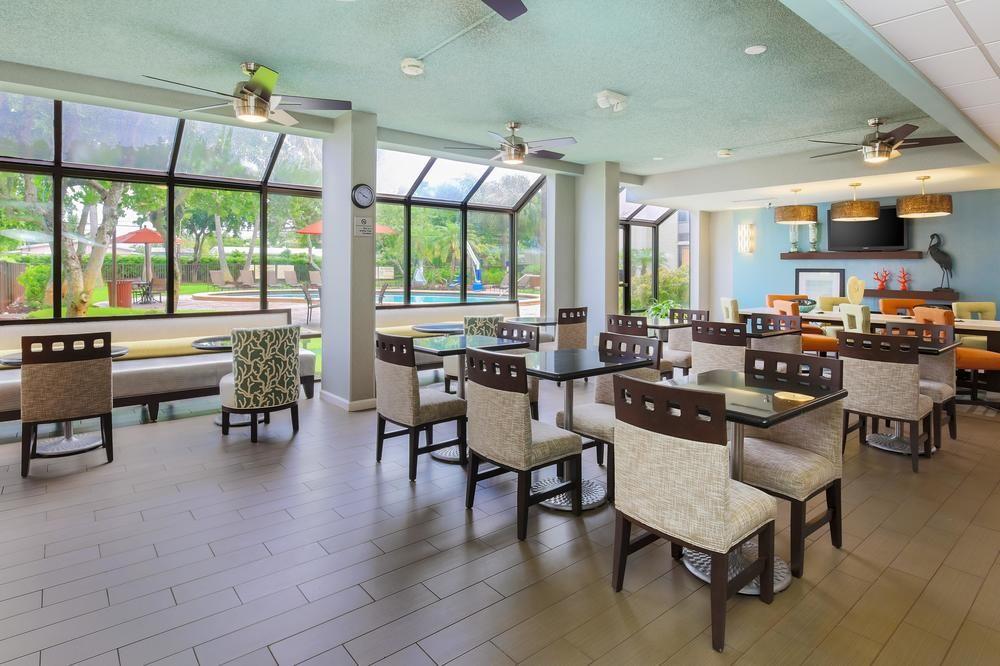 Hampton Inn Ft. Lauderdale-Cypress Creek Fort Lauderdale Exteriör bild