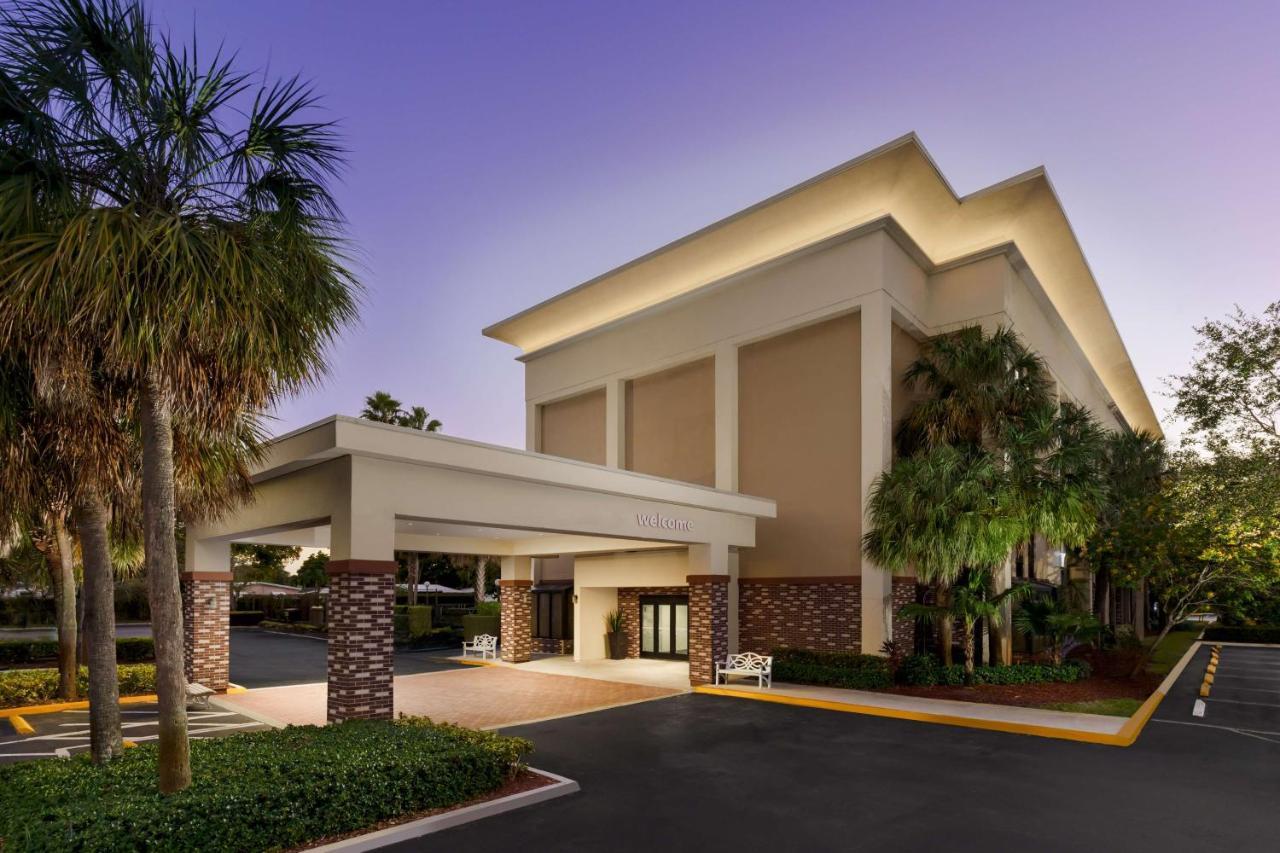 Hampton Inn Ft. Lauderdale-Cypress Creek Fort Lauderdale Exteriör bild