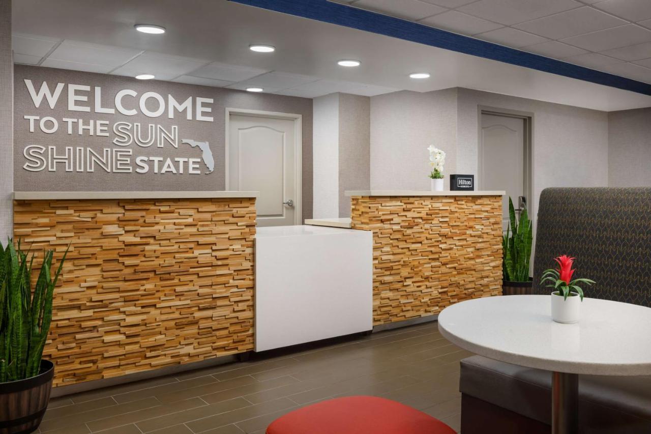 Hampton Inn Ft. Lauderdale-Cypress Creek Fort Lauderdale Exteriör bild